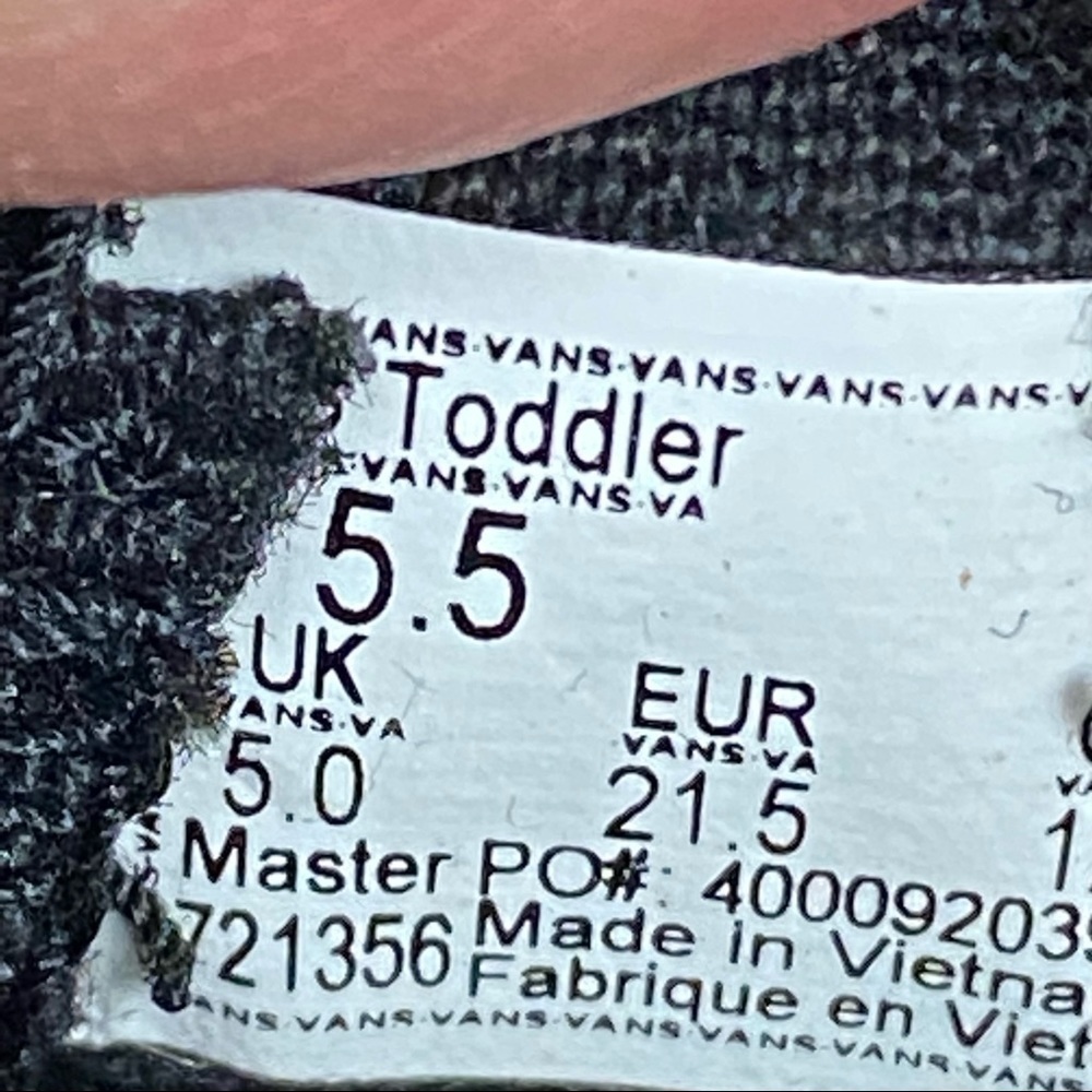 Vans x‎ Disney the Nightmare Before Christmas Slip on V Sneaker Size 5.5 Toddler - Picture 12 of 12